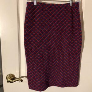 Arrow designed pencil skirt